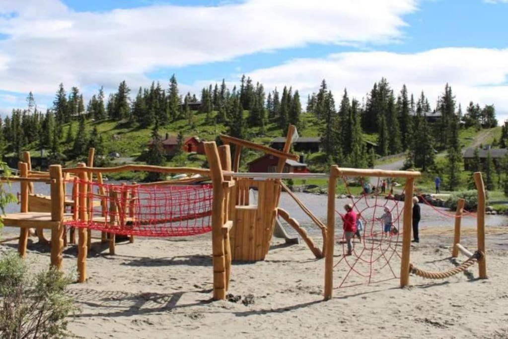 Leilighet Med Panoramautsikt Sjusjoen Innendors Parkering Экстерьер фото